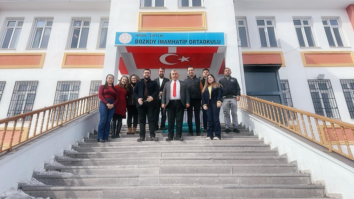 ÇİFTLİK İLÇE MİLLİ EĞİTİM MÜDÜRÜNÜN OKULUMUZA ZİYARETİ